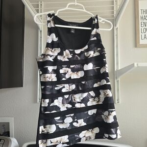 White House Black Market Black Top